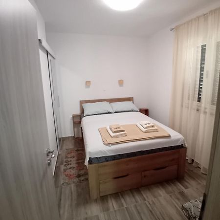 Apartmani Vrzic Baška Eksteriør billede