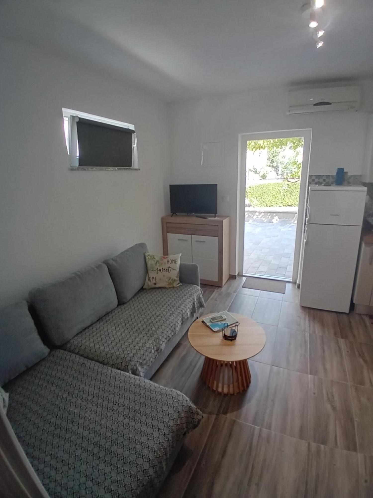 Apartmani Vrzic Baška Eksteriør billede
