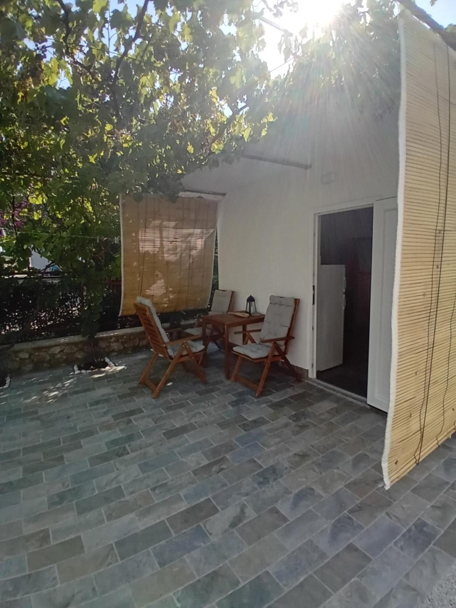 Apartmani Vrzic Baška Eksteriør billede